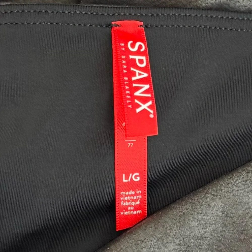 Spanx SPANXshape Faux Leather Leggings Size Large Skinny Core Compression Black - Picture 7 of 9